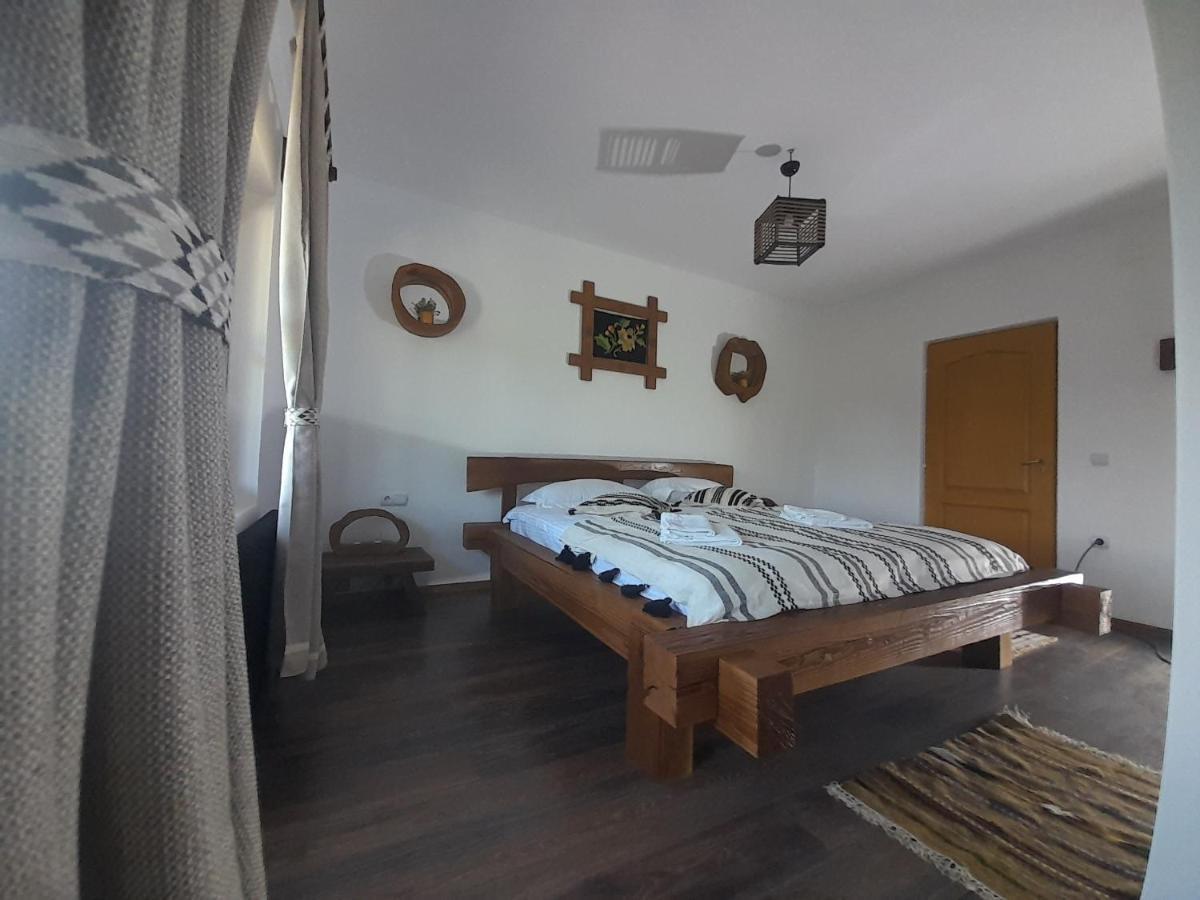 Apartamento Mosia Dar In Rai Berbesti Exterior foto